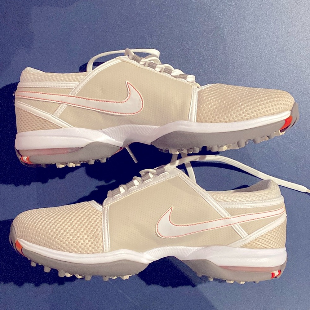 Women’s Nike Air Golf Shoes